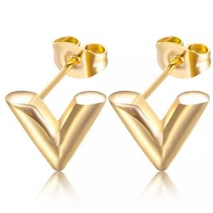 🤩 Fashion Earrings